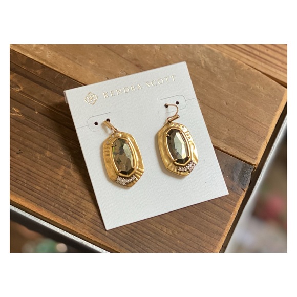 Kendra Scott • Vintage Gold Drop Earrings + Necklace - Picture 2 of 4